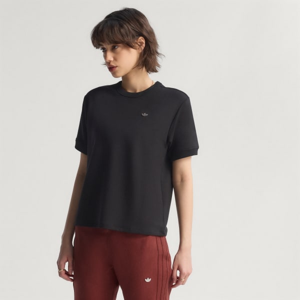 สีดำ เสื้อยืด Premium Essentials