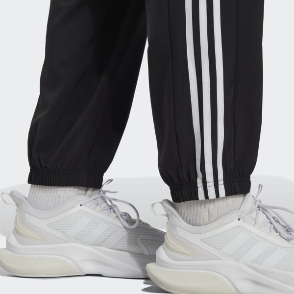 AEROREADY Essentials Elastic Cuff Woven 3 Stripes