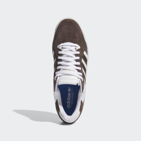 TYSHAWN_LOW_IE3126_db02_standa