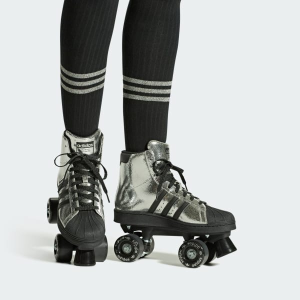 Silver Sepatu Roda Superstar 82