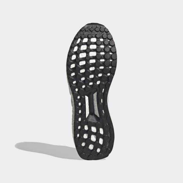 Adidas ultra boost 2025 black and white 6.0