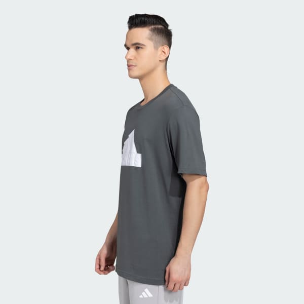Grey FUTURE ICONS BADGE OF SPORT TEE