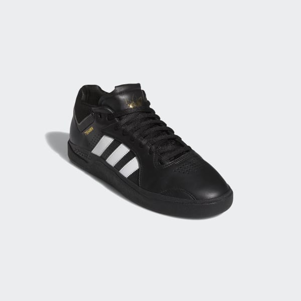 adidas tyshawn core black