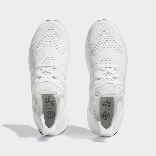 White adidas ultra clearance boost with rainbow