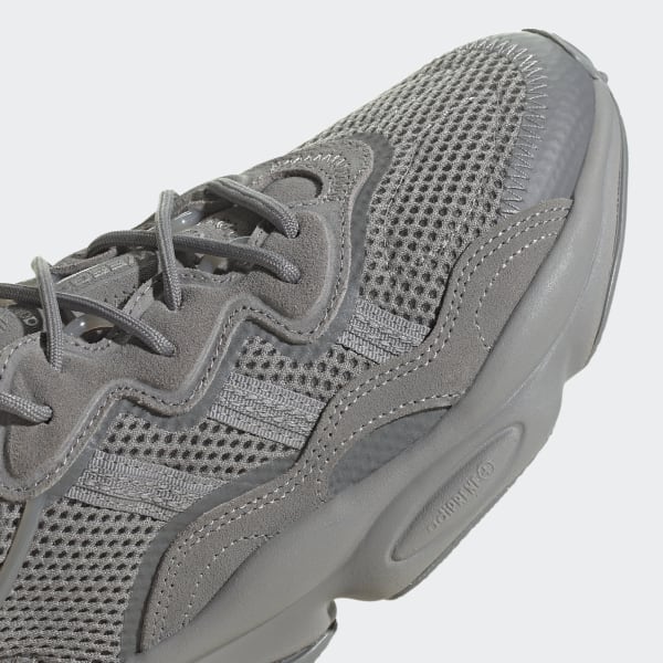 Ozweego grijs store