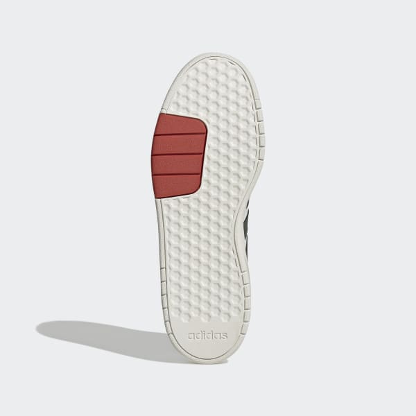 court beat adidas