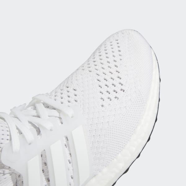 Black and white adidas ultra boost womens 2025