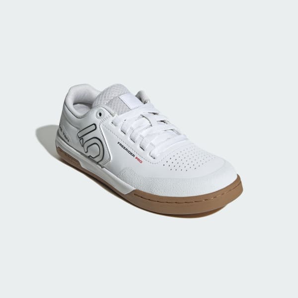 Weiss Five Ten Freerider Pro Mountainbiking-Schuh