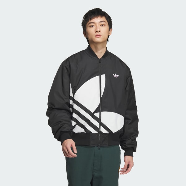 アディダス チラックス ロゴ パデッドジャケット（ジェンダー