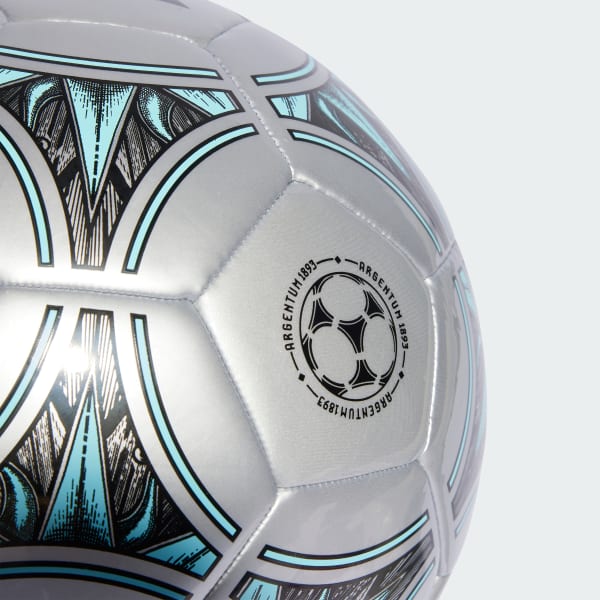 stríbrná Míč Messi Club