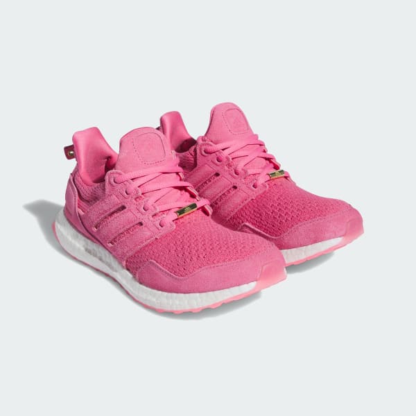 Pink Miracle Shoe Cleaner Review: Air Jordan 1, Adidas pureboost, Adidas  ultraboost 2019 