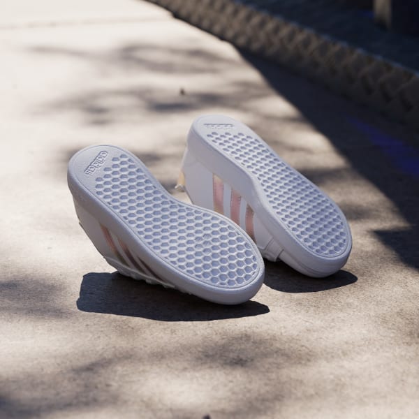 White Grand Court Lifestyle Lace Tennis Shoes