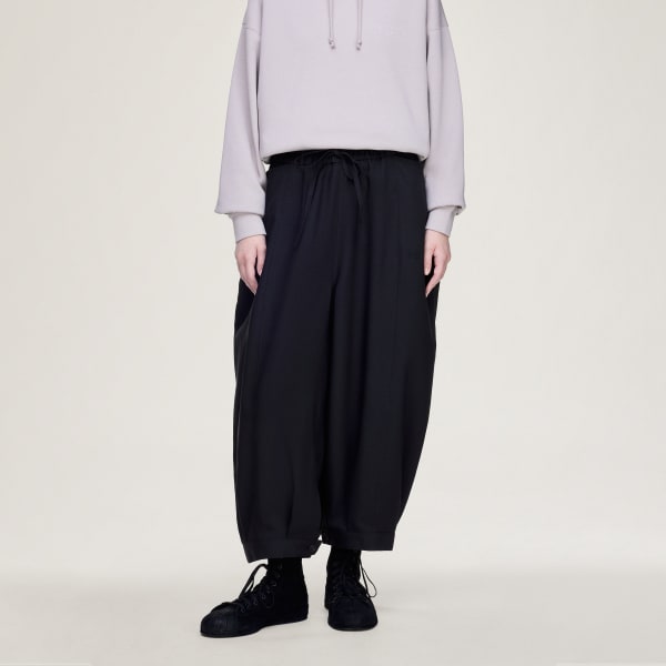 noir W SU CROPPED TP