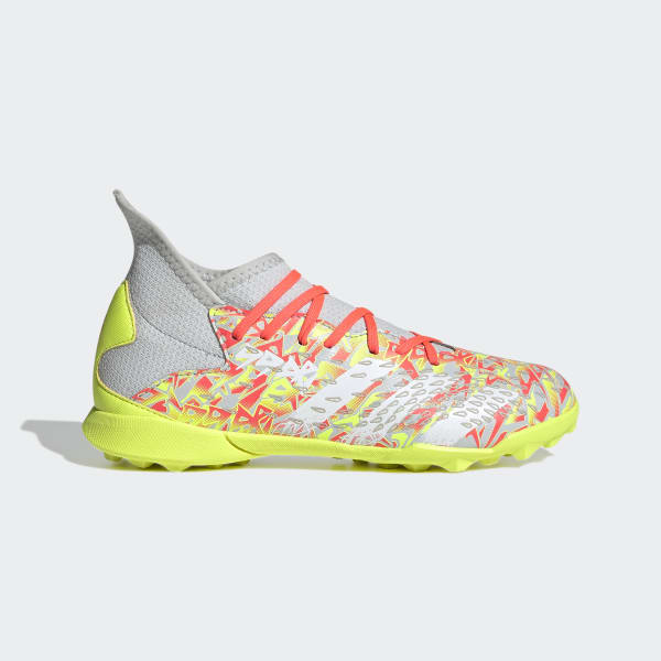 predator 19.3 turf boots