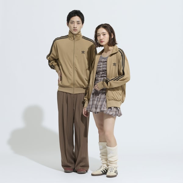 IY4643_db02_local2Global_hover