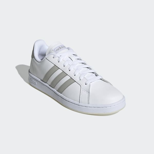 White 그랜드 코트
