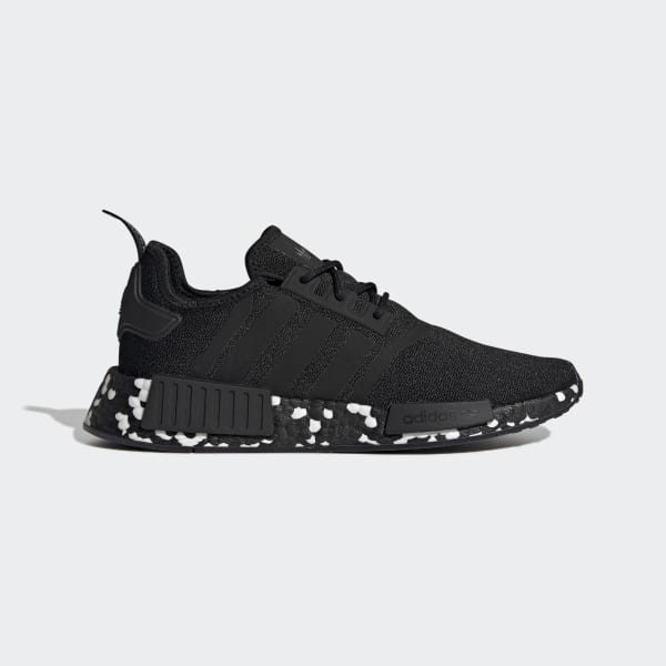 https://assets.adidas.com/images/w_600,f_auto,q_auto/6755d86cea0641b38c38ad8301370a87_9366/NMD_R1_Shoes_Black_GZ4306_01_standard.jpg