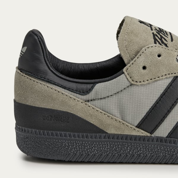 100 Thieves Palos Hills Shoes