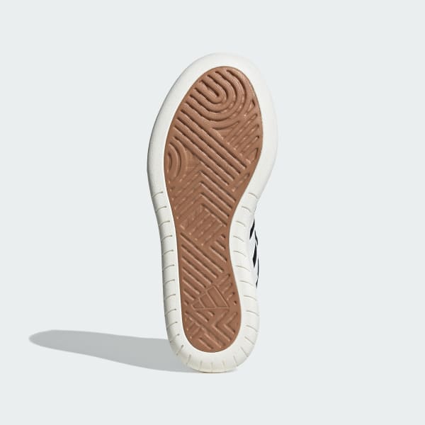 cierna Court 24 Shoes