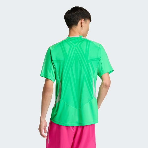 สีเขียว เสื้อยืดแขนสั้น F50