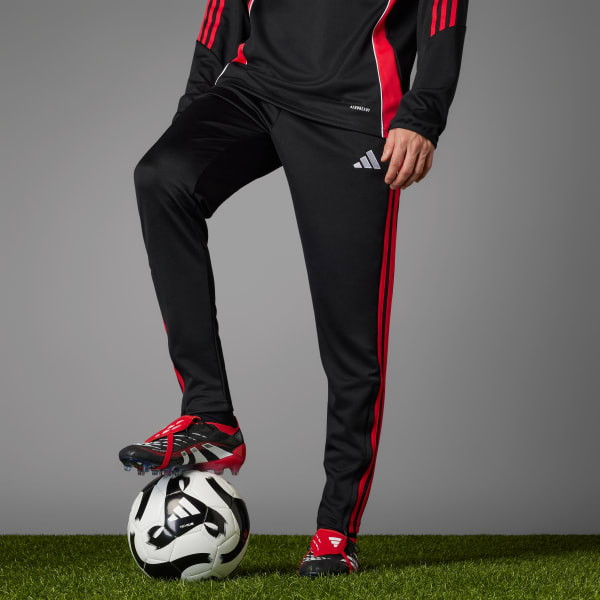 Black Predator Elite Fold-Over Tongue Firm Ground BWR Boots