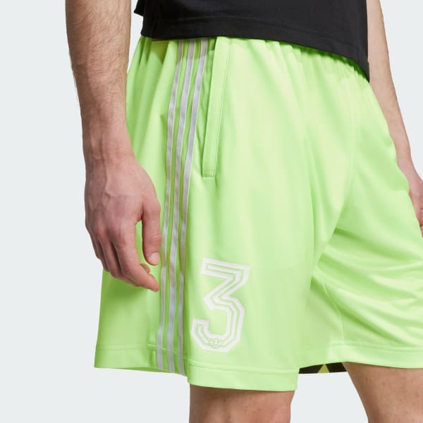 送料無料 百貨店 Inseam 9-inch Short 90s Nuwave adidas - Free | Green その他