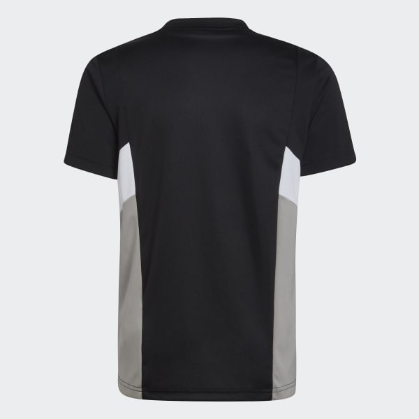 Black Design to Move Tee