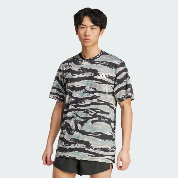 groen Train Essentials Camo AOP T-shirt