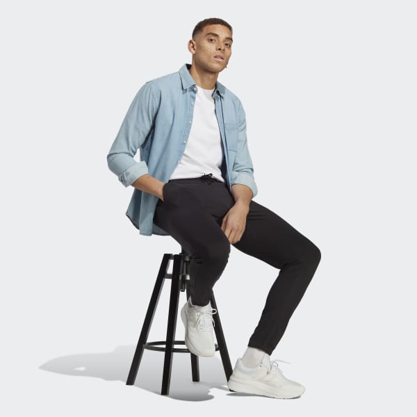 Negro Pants Essentials Tapered Logo