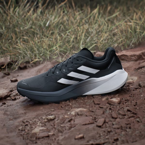 Adidas men's black visgre and scarle running shoes clearance
