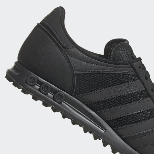 adidas la trainer all black