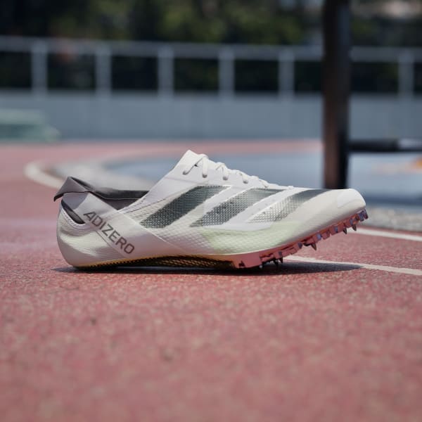 Hvit Adizero Finesse Track and Field Sko