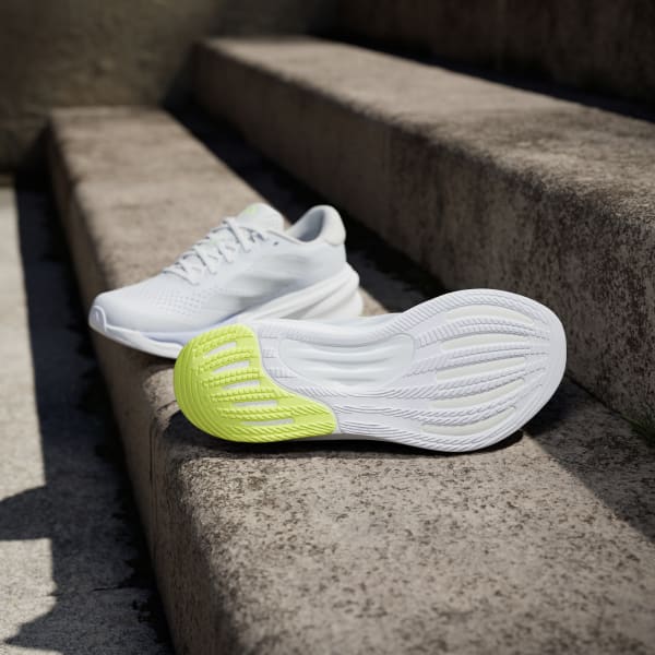 สีขาว รองเท้าวิ่ง Supernova Stride 2.0