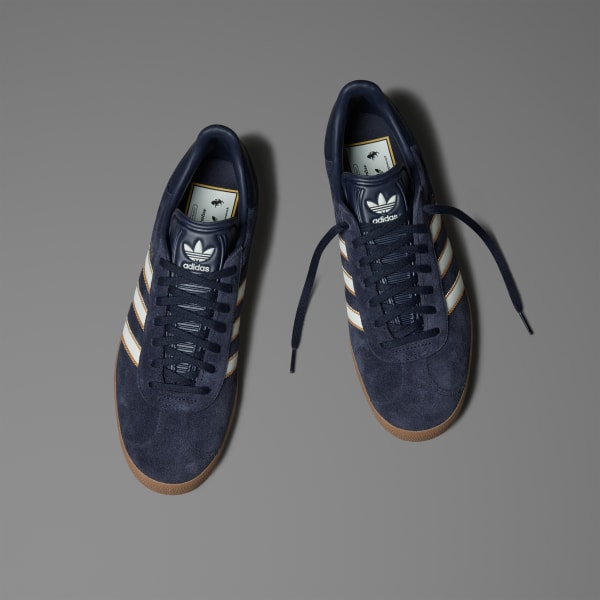 Biru Sepatu Gazelle Juventus Terrace Icons