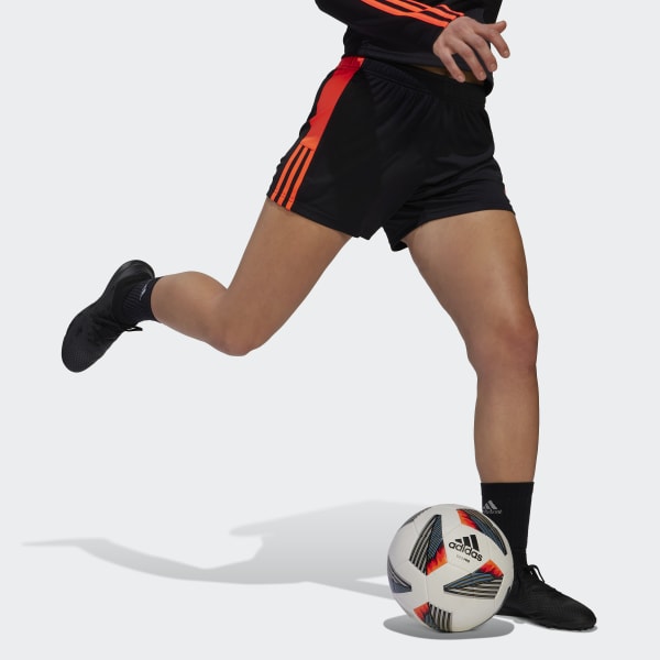 Zwart Tiro Essentials Short