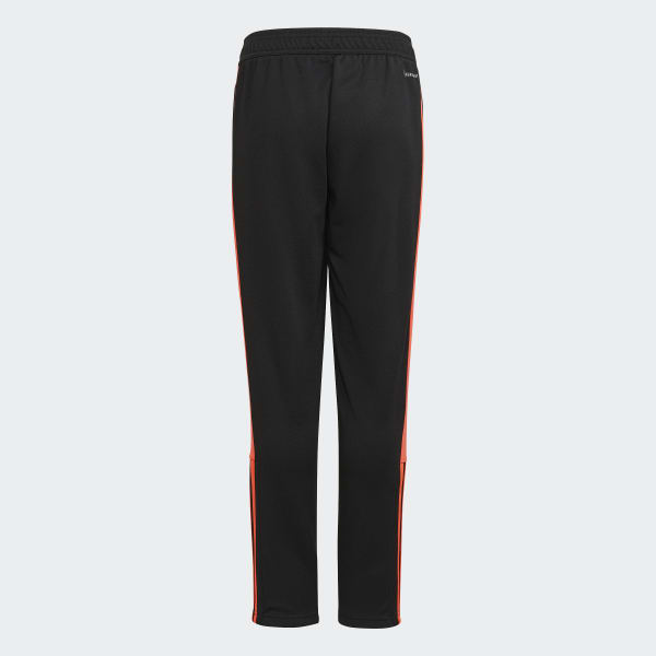 Svart Tiro Essential Pants