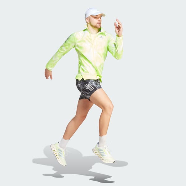 Blanco Shorts Own the Run Estampados