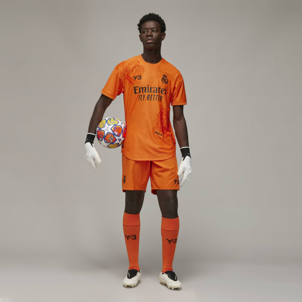 【レア・新品タグ付き】18-19 レアル・マドリー4th EA Sports限定 新品タグ付 18-19 レアル・マドリード EA SPORTS M - メルカリ