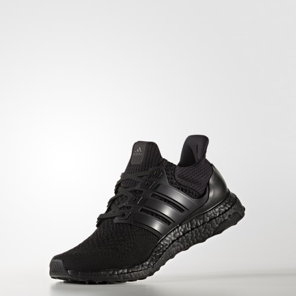 ultra boost bianche e nere adidas
