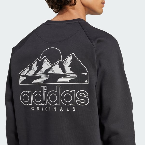 Winter Resort Mountain Graphic Fleece Crewneck Sweatshirt