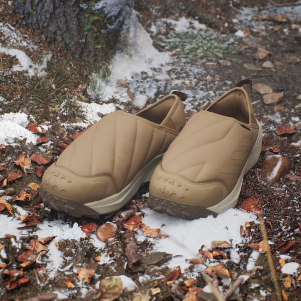 [アディダス] テレックス ウィンタースリッポン コールド. レディ [TERREX WINTER SLIP-ON COLD. RDY] カードボード/カードボード/ベージュ JR5302 アディダス テレックス ウィンタースリッポン Cold. Rdy / Terrex