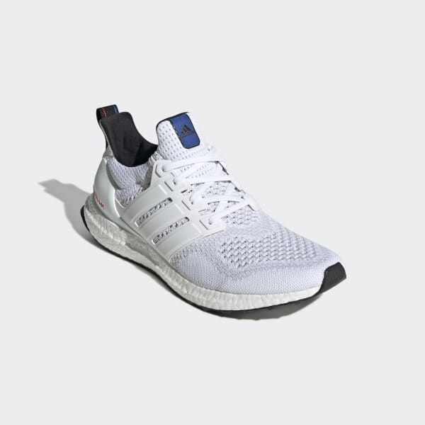 Ultra boost deals white philippines