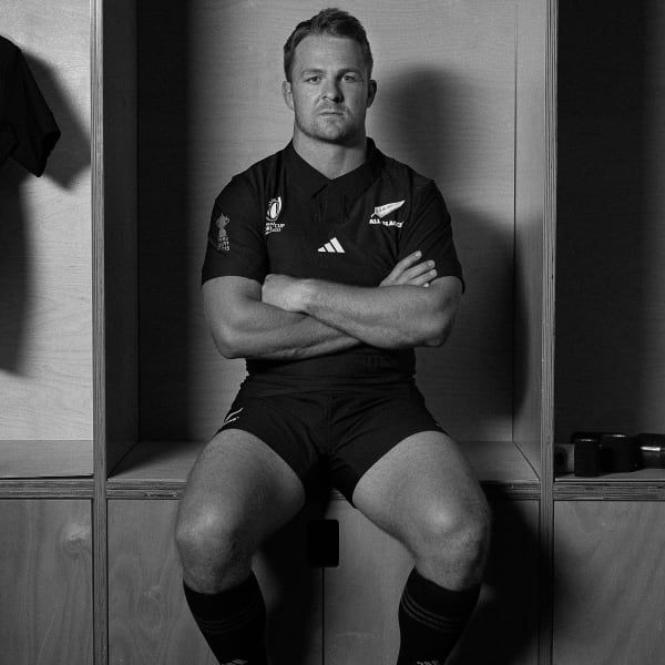 Adidas rugby top all black