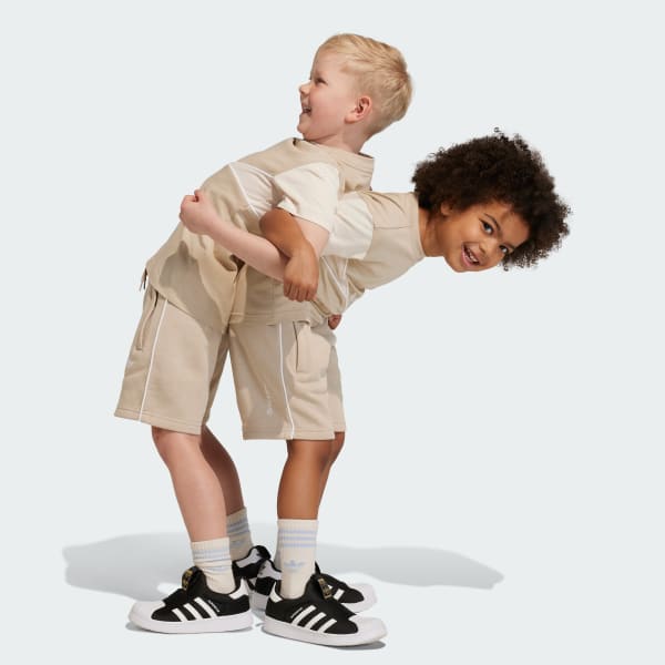 Adicolor Shorts and Tee Set