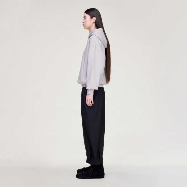 noir W SU CROPPED TP