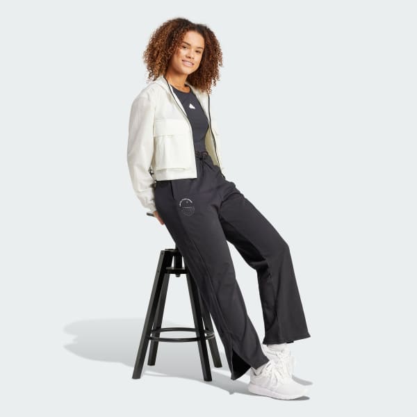 [ADIDAS] ウィンドブレーカー シティエスケープ 軽量 ベージュ ☆adidas☆CITY ESCAPE PREMIUM WINDBREAKER☆追跡可 (adidas