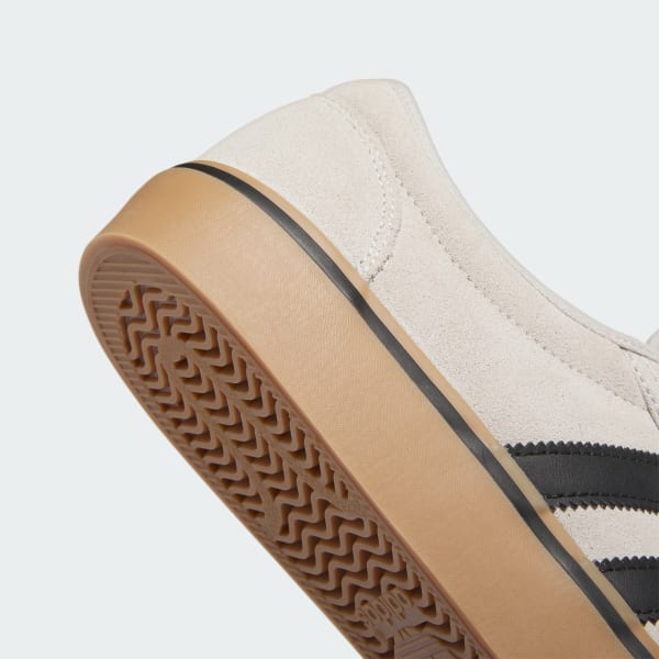 Chaussure adiease outlet