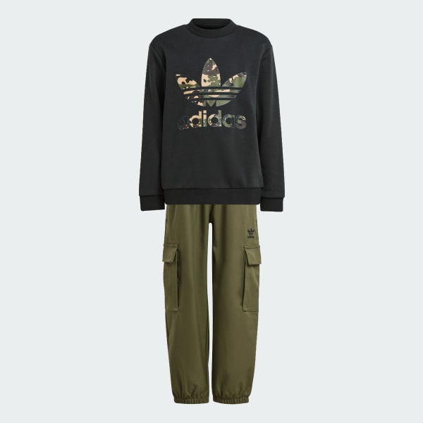 สีดำ ชุดเสื้อคอกลมและกางเกงพิมพ์ลาย