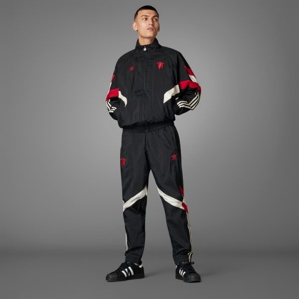 Man utd track pants best sale
