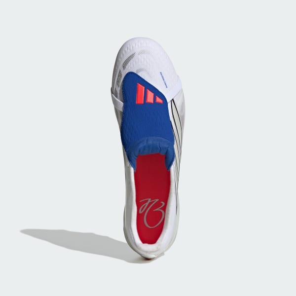White PREDATOR PRO Fold-Over Tongue Firm Ground Football Boots